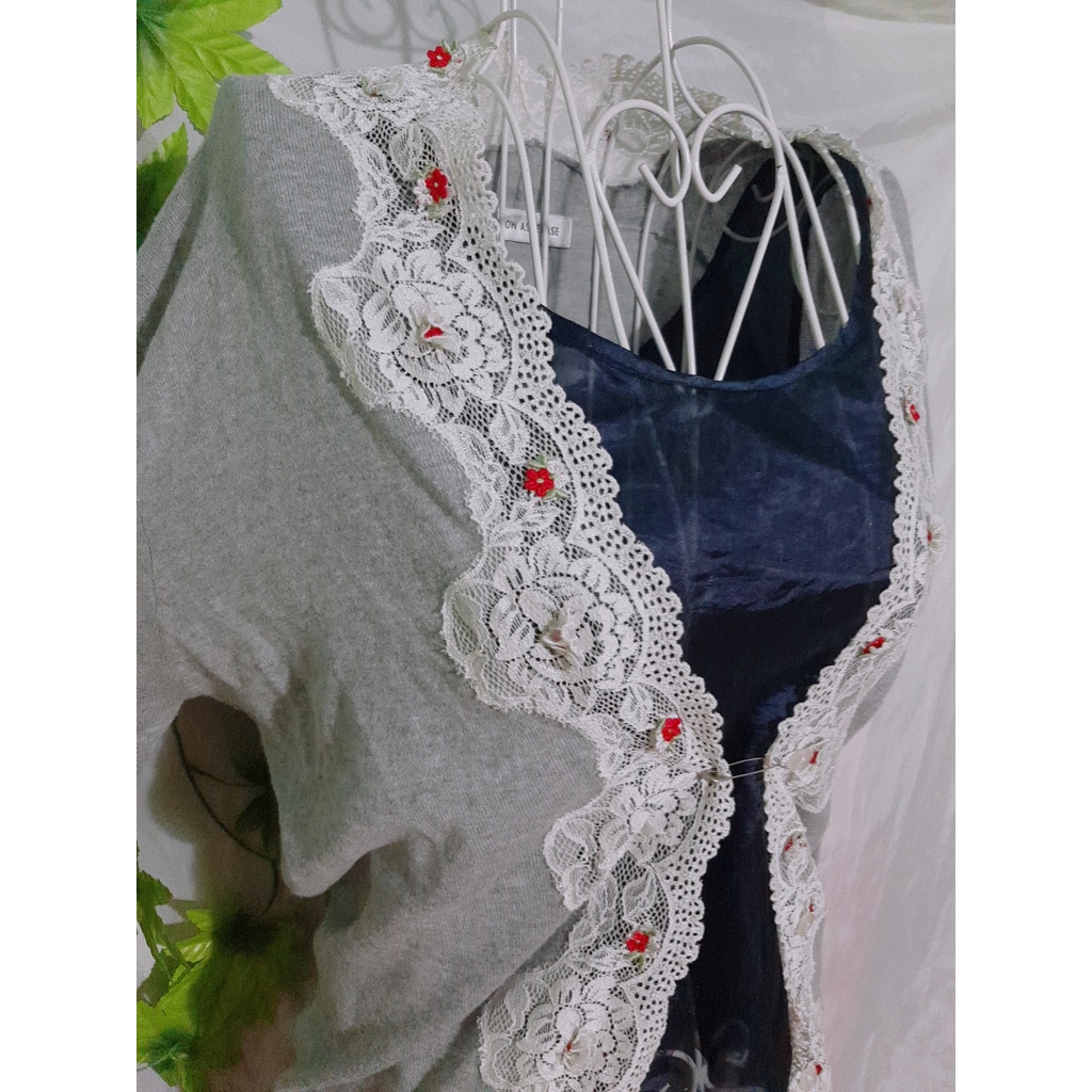 Áo khoác cardigan phối ren cute 2hand Nhật