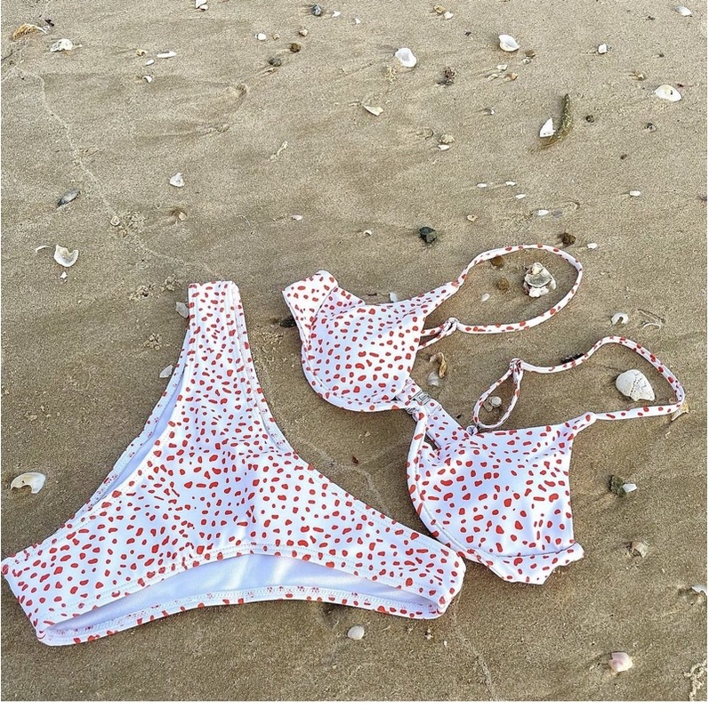 Bikini gọng cứng đẩy vòng 1