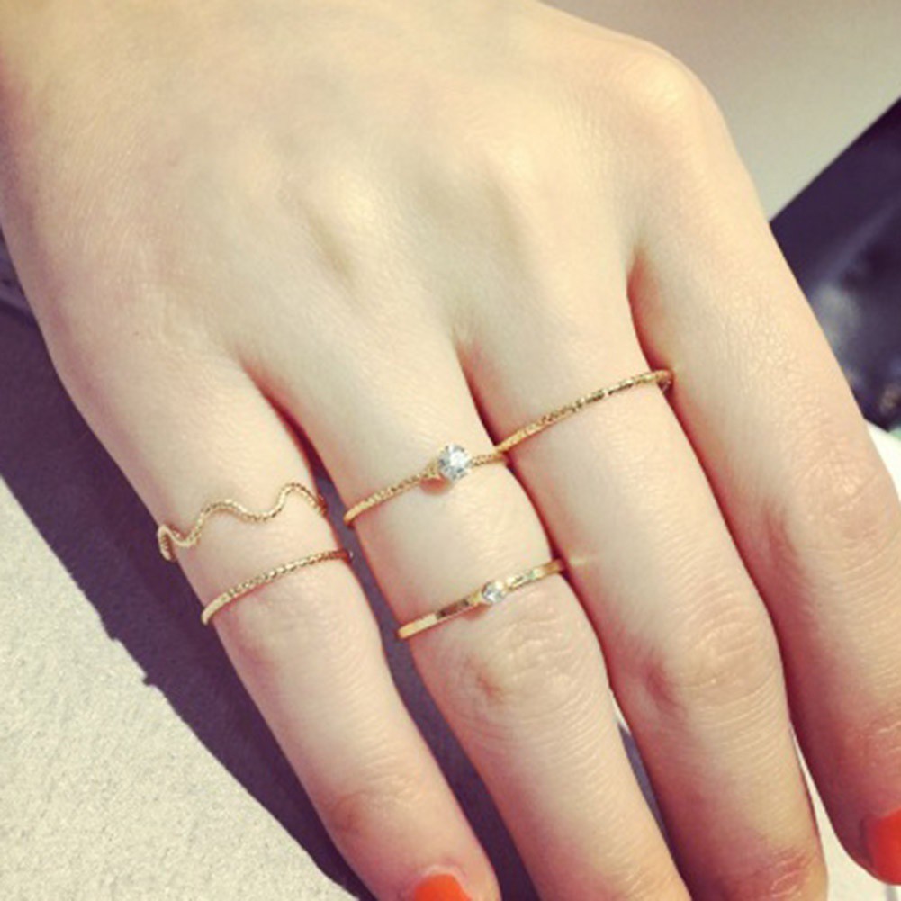 Bộ 5 chiếc nhẫn hợp kim mạ vàng bạc thiết kế thời trang cho nữ