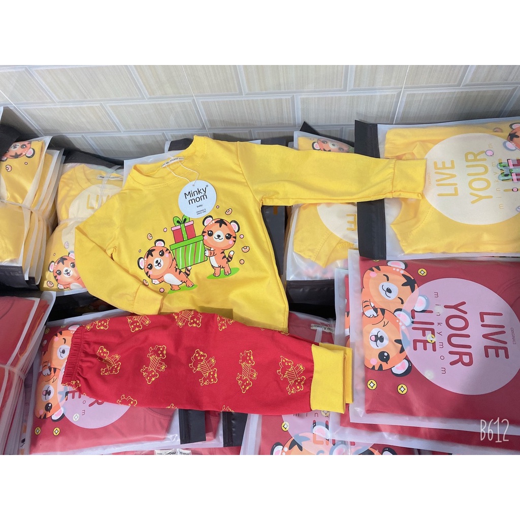 Bộ dài tay cotton in hình dễ thương cho bé trai bé gái size 7-17kg