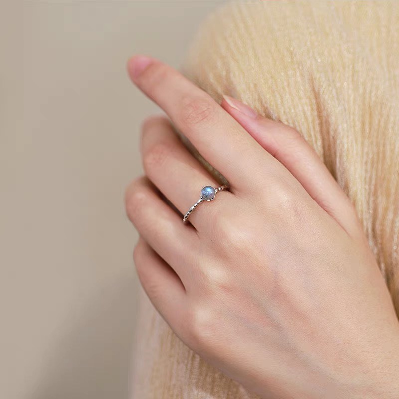 Nhẫn bạc nữ đính đá Moonstone hợp phong thủy không kị mệnh, Nhẫn bạc 925 chỉnh size dễ dàng DUYSON SILVER