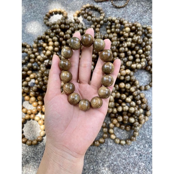 Trầm tốc tự nhiên đủ size từ 6 đến 20 li vòng đeo tay