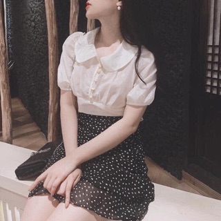 chân váy chấm bi