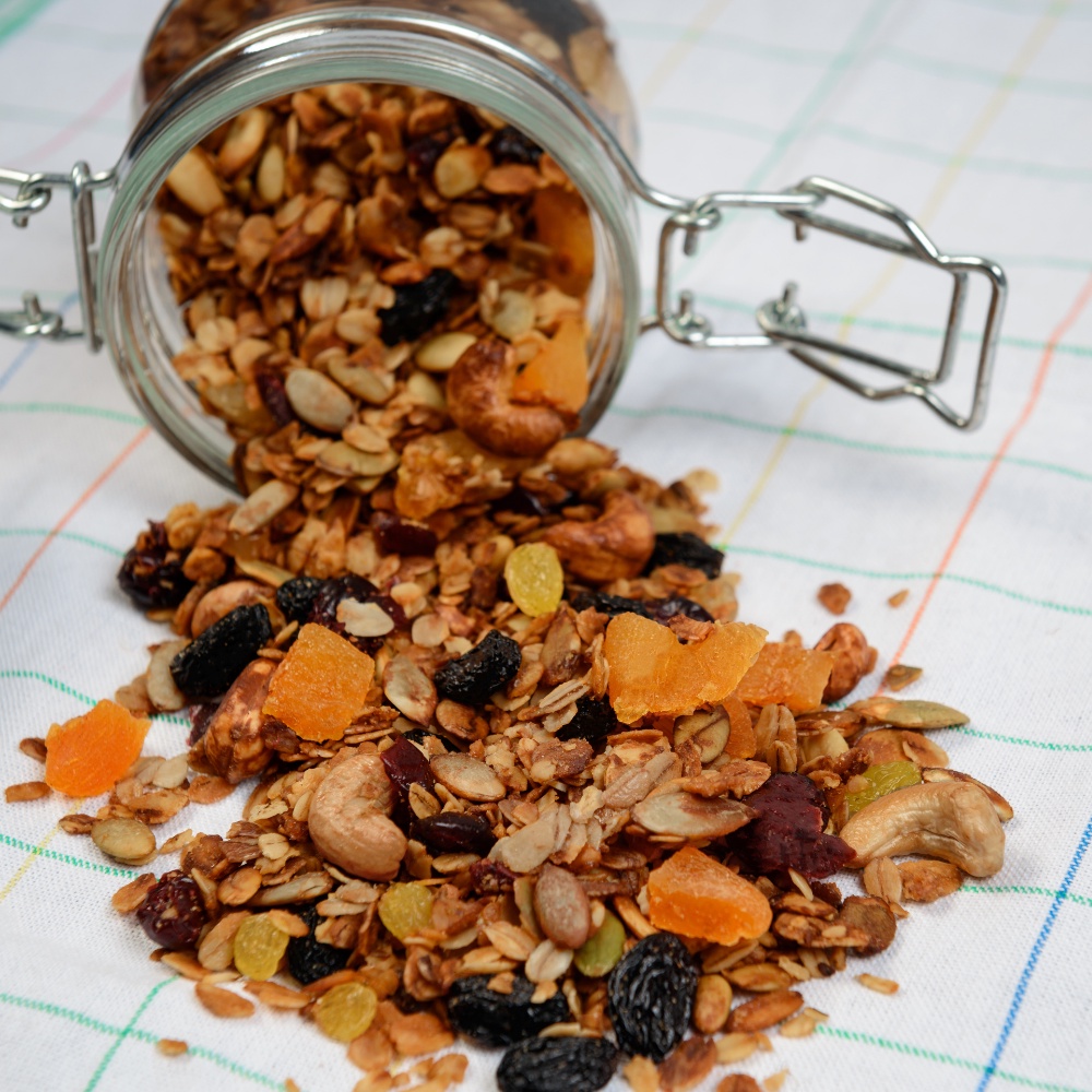 Granola vị truyền thống 35% yến mạch TANU NUTS, ngũ cốc granola siêu hạt giàu dinh dưỡng hỗ trợ giảm cân.