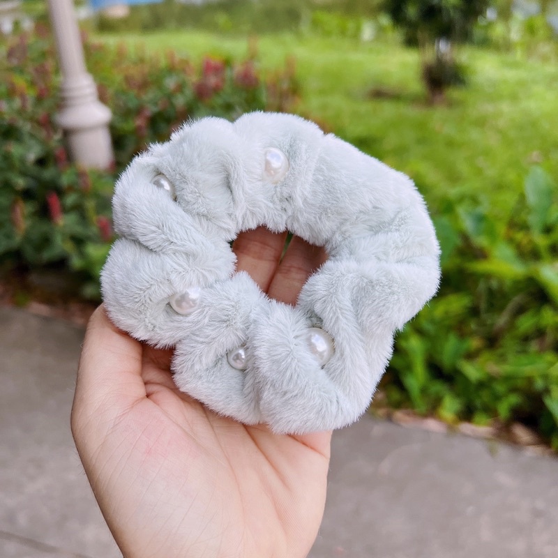 Cột tóc Scrunchies nhung lông kết hạt mềm mịn