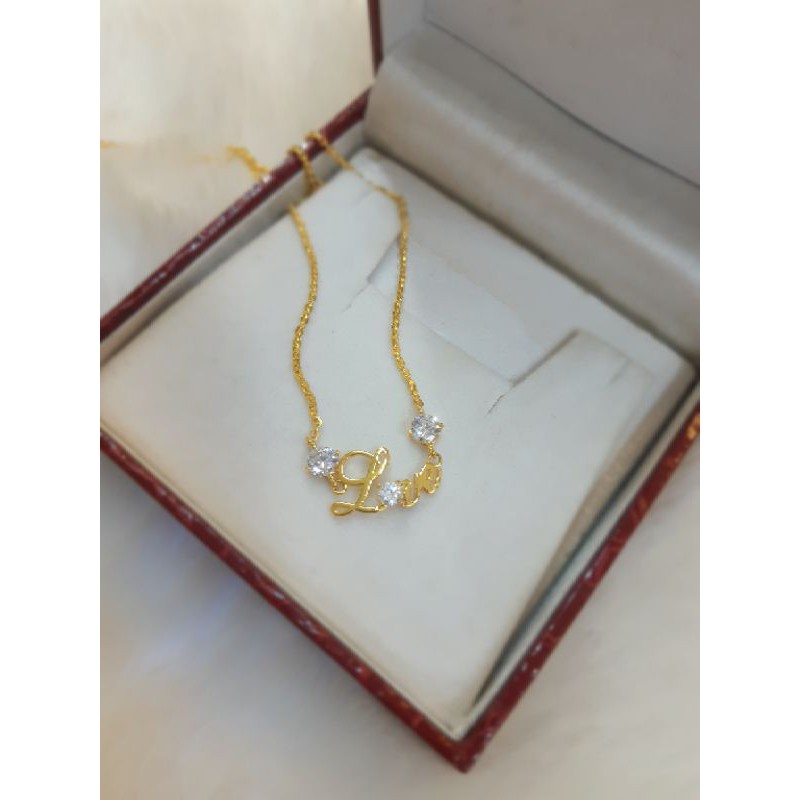 Dây chuyền mặt chữ love