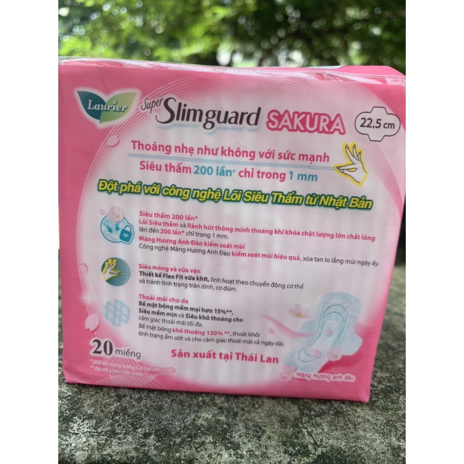 BĂNG VỆ SINH LAURIER SUPER SLIMGUARD HƯƠNG ANH ĐÀO 22.5CM 20 MIẾNG
