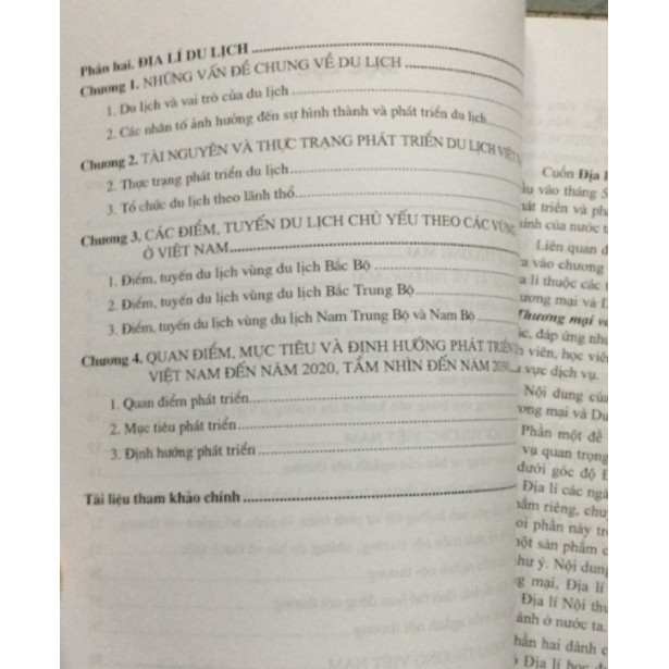 Sách - Địa lí dịch vụ Tập 2: Địa lí thương mại và dịch vụ