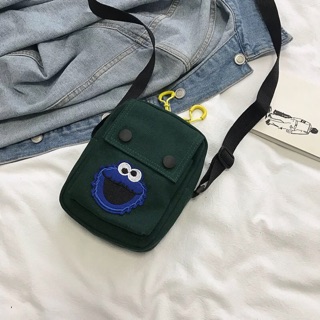 Túi đeo chéo logo cute