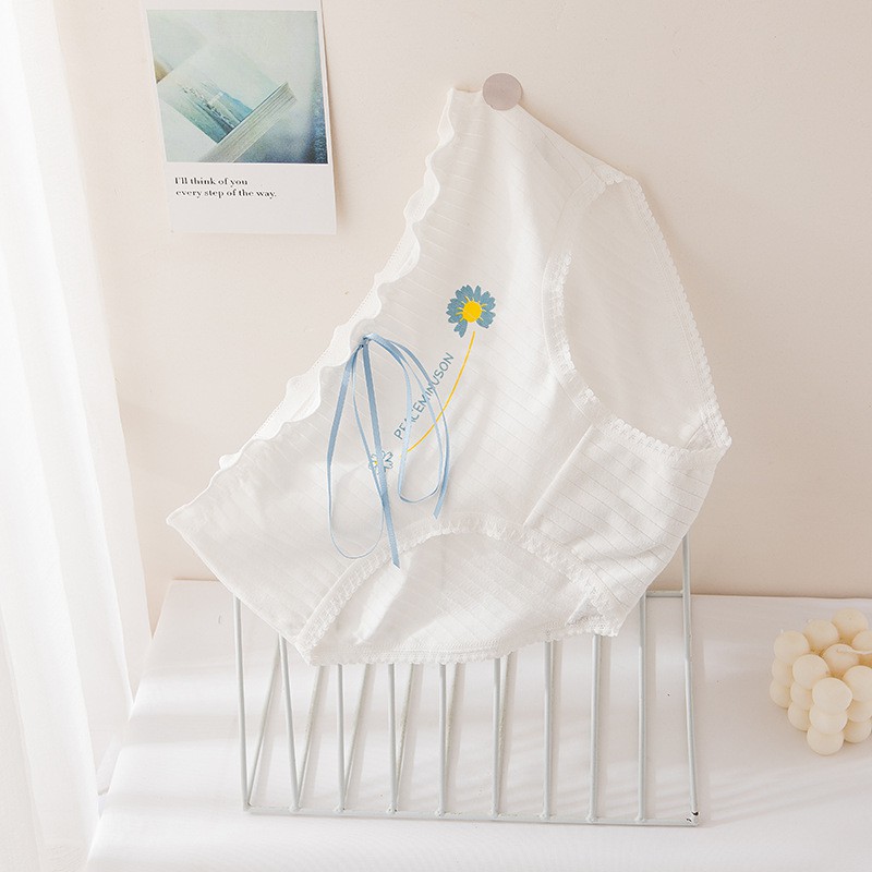 Set 5 quần lót nữ sinh cotton NuciFera hình Hoa cúc