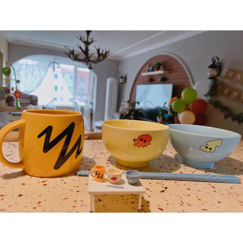 Bộ bát đũa gốm sứ 4 món giống Shin Cậu Bé Bút Chì