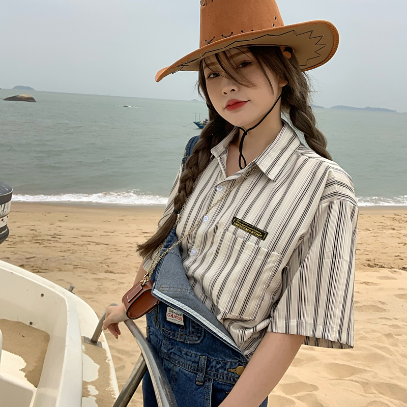 Áo sơ mi nữ tay lửng kẻ sọc nhiều màu phong cách Hàn Quốc