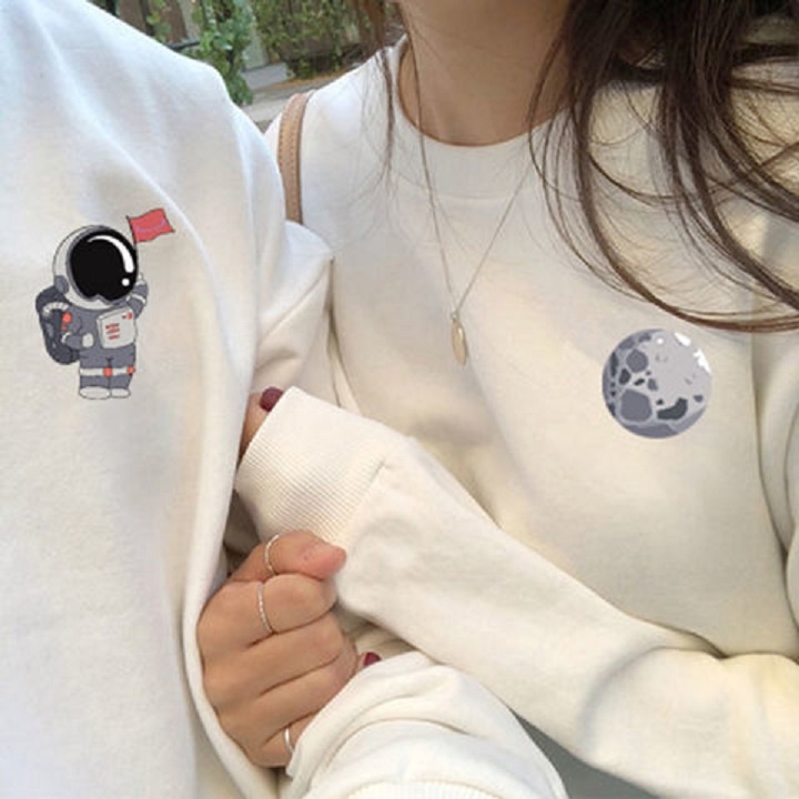 Áo thun ZHELIHANGFEI nỉ tay dài dáng rộng in chữ trẻ trung hợp thời trang cho cặp đô