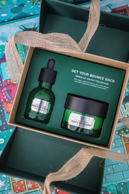 Bộ quà tặng dưỡng da chống lão hoá Drops Of Youth THE BODY SHOP Fresher Skin Kit (serum + cream) bản mới 2020