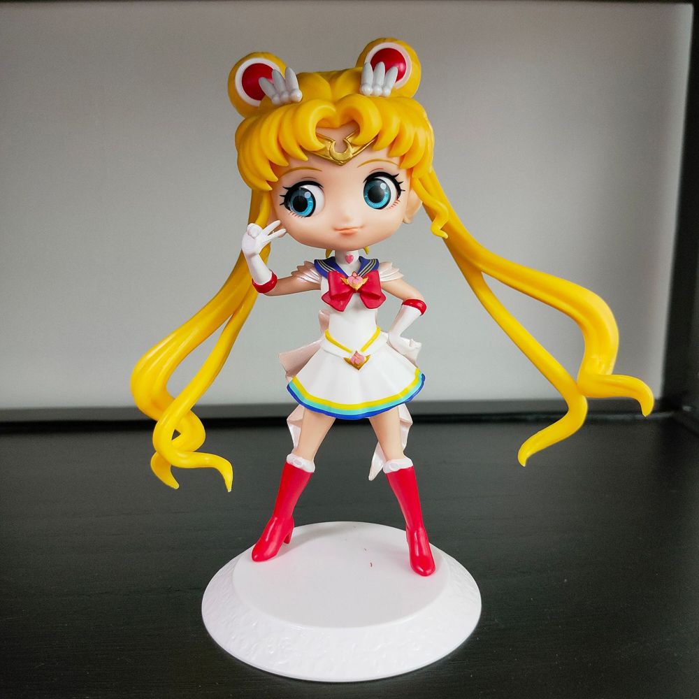 Mô hình đồ chơi hình nhân vật thủy thủ mặt trăng Tsukino Usagi 16cm bằng PVC