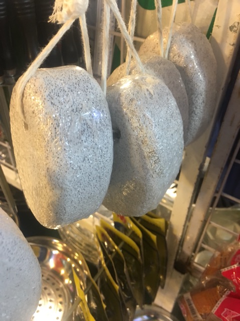 Dụng cụ chà gót chân