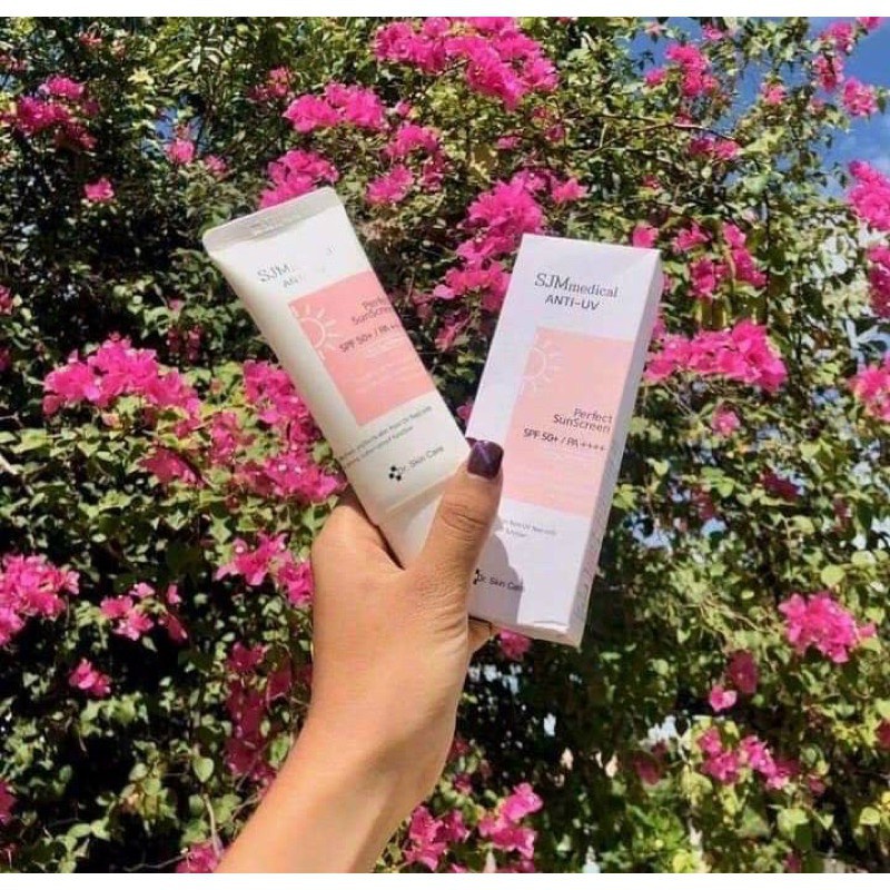 Kem chống nắng SJM Medical Anti UV 50SPF Cho da dầu mụn nhạy cảm khô hỗn hợp hóa học vật lý nâng tone La La Cosmetic | BigBuy360 - bigbuy360.vn