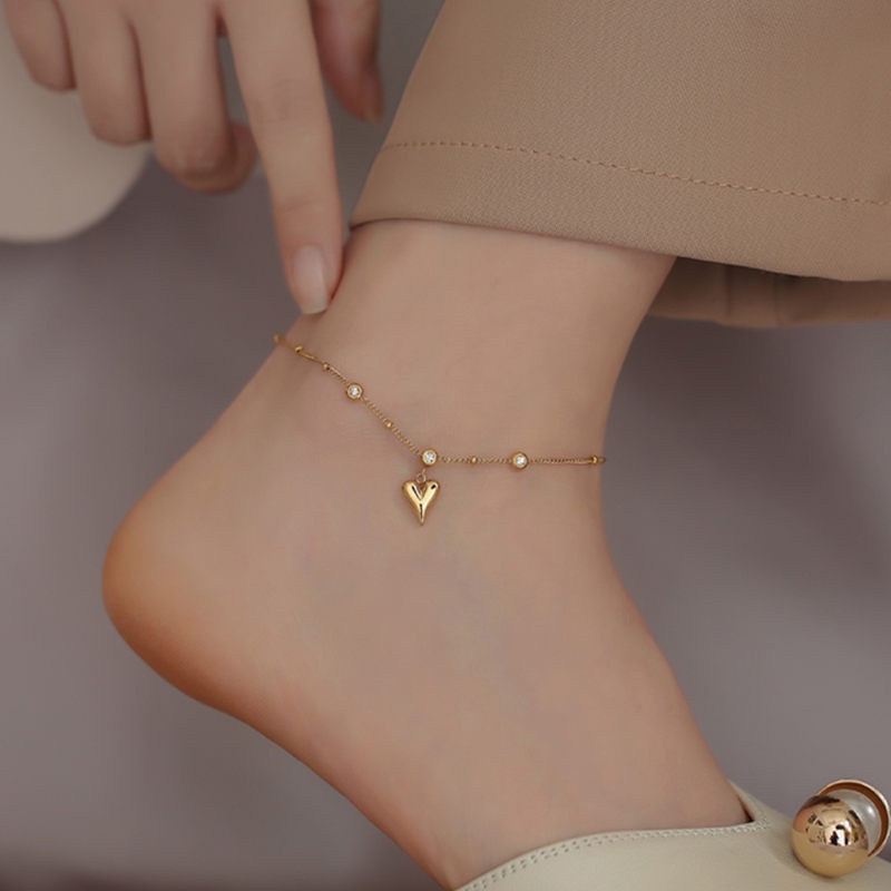 Lắc chân titan không gỉ mạ vàng 18k hình trái tim dễ thương thiết kế trẻ trung dành cho nữ