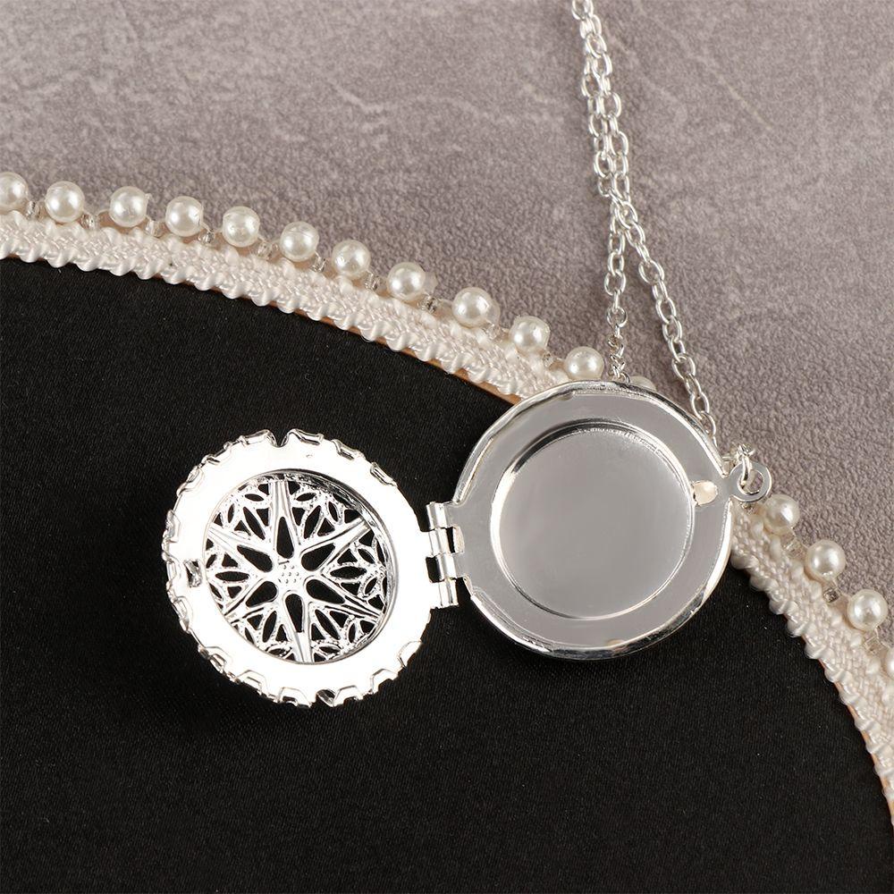 Dây Chuyền Mặt Khung Ảnh Mở Hình Trái Tim Vỏ Sò Rỗng