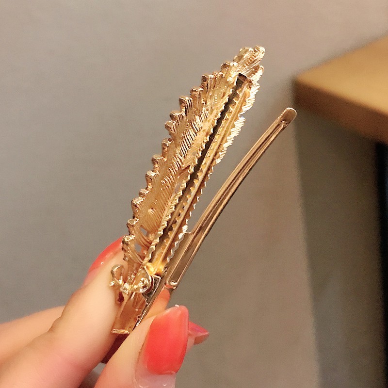 Kẹp Tóc Hình Lông Vũ Đính Kim Cương Giả Phong Cách Hàn Quốc