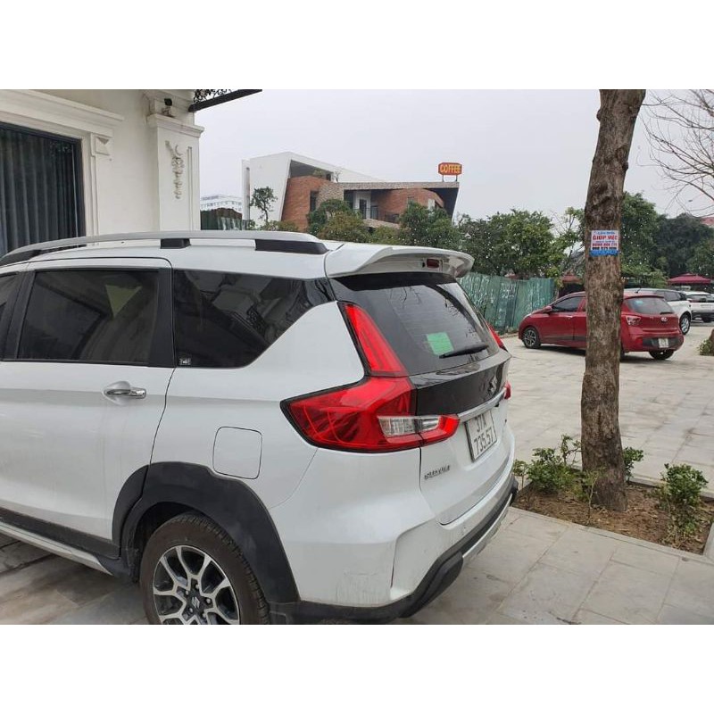 Đuôi lướt gió  Suzuki XL7, Suzuki Ertiga
