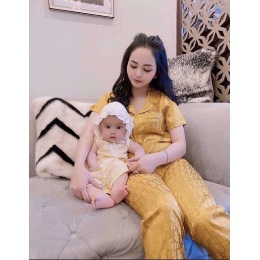 Bộ đồ mặc nhà - Bộ Pyjama mặc nhà - Bộ lụa gấm tay cộc quần dài