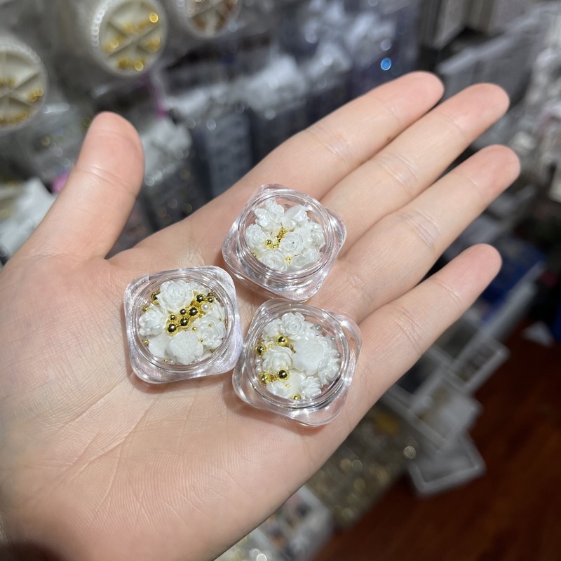 Set hoa hồng trắng mix bi