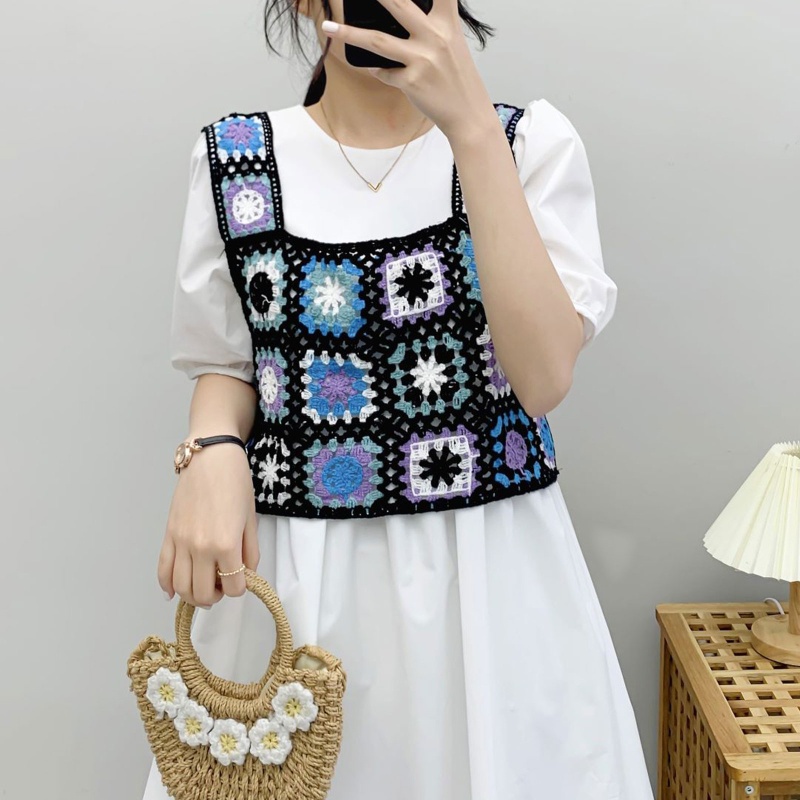 Áo Croptop Không Tay Họa Tiết Hoa Phong Cách Boho Ngọt Ngào Cho Nữ
