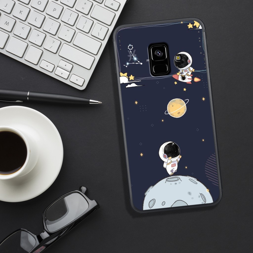 ỐP LƯNG  SAMSUNG A5 2018/A6 2018/A8 2018/J6 2018/A8 PLUS  , IN HÌNH PHI HÀNH GIA ĐỘC LẠ, BẮT MẮT