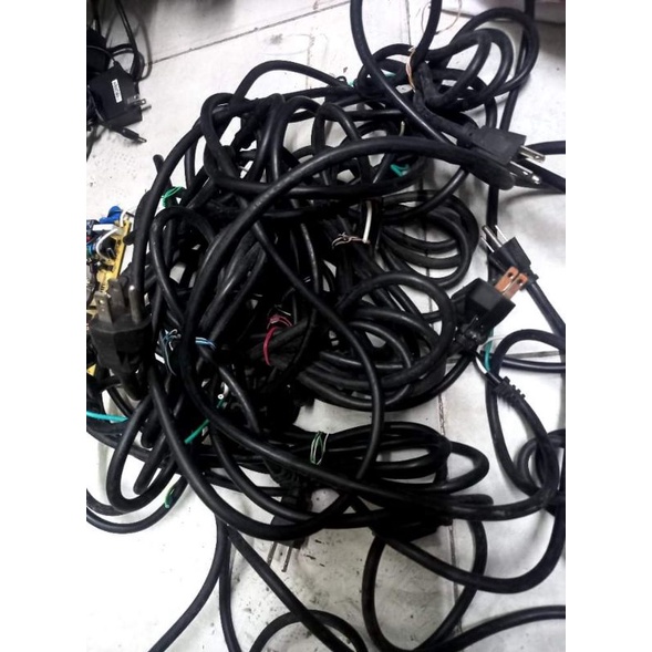 Dây nguồn tháo UPS 18AWG 3x0.8mm.