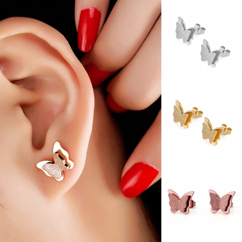 Khuyên tai hình bướm 3D bằng thép không gỉ dễ thương 3 màu sắc