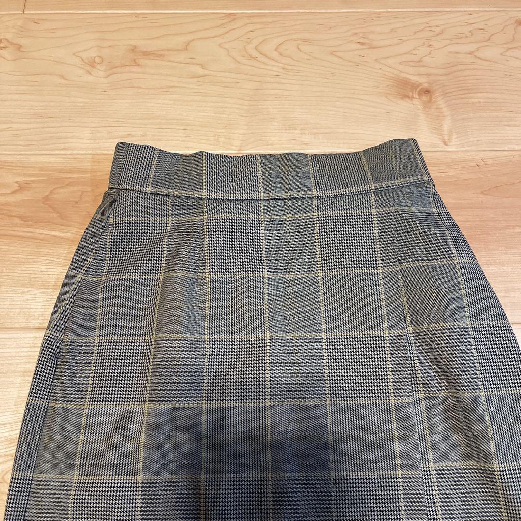 Chân váy dáng dài Uniqlo Nhật Bản