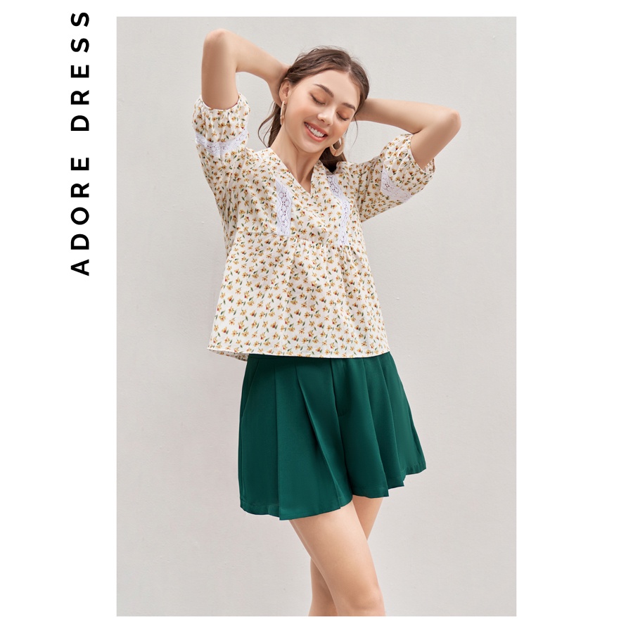 Áo sơ mi cổ tim phối ren hoa daisy vàng 1AO2104 ADORE DRESS