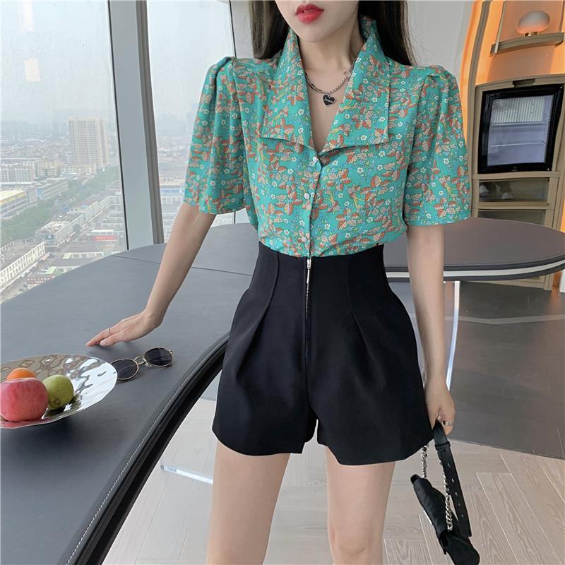 Set Áo Tay Phồng Họa Tiết Hoa + Quần ngắn ống rộng Lưng Cao Phong Cách Hàn Quốc Cho Nữ