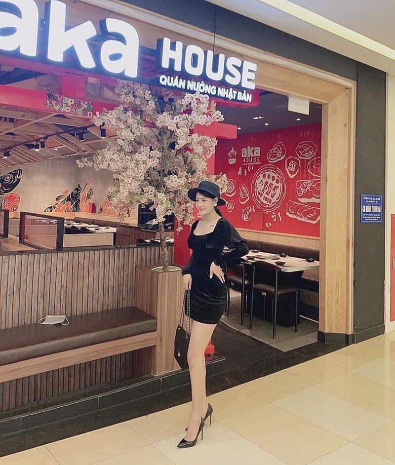 Váy nhung cổ vuông bo tay nhiều màu sắc