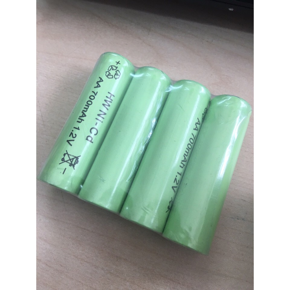 BỘ 4 VIÊN PIN SẠC AA 1.2V 700MAH