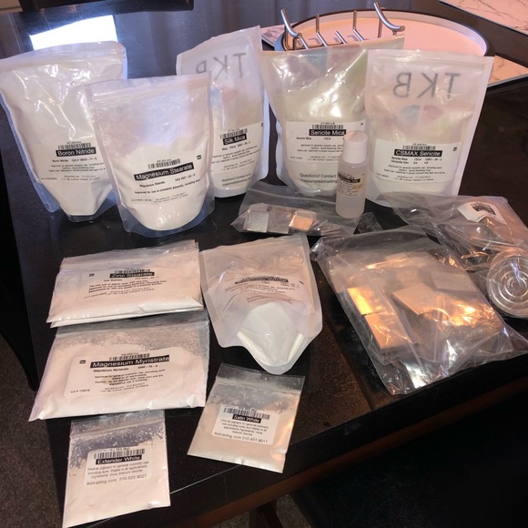 NGUYÊN LIỆU LÀM SON BORON NITRIDE