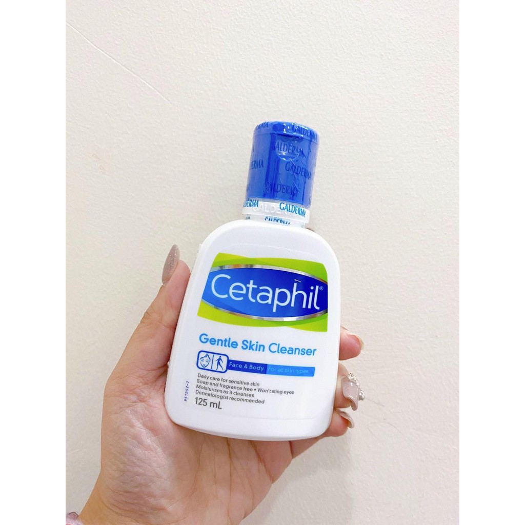 Sữa rửa mặt Gentle Skin Cleanser Centaphil.