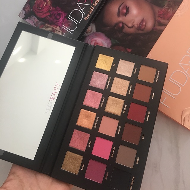 Bảng mắt huda rose gold