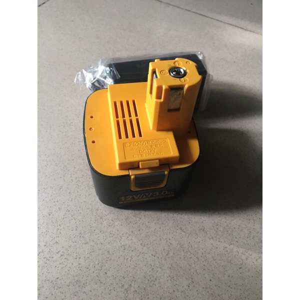 Pin máy khoan và bắn vít national 12v DC- vỏ cũ