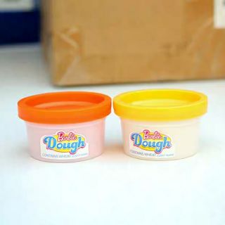 Đất nặn an toàn cho bé hãng Barbie Dough