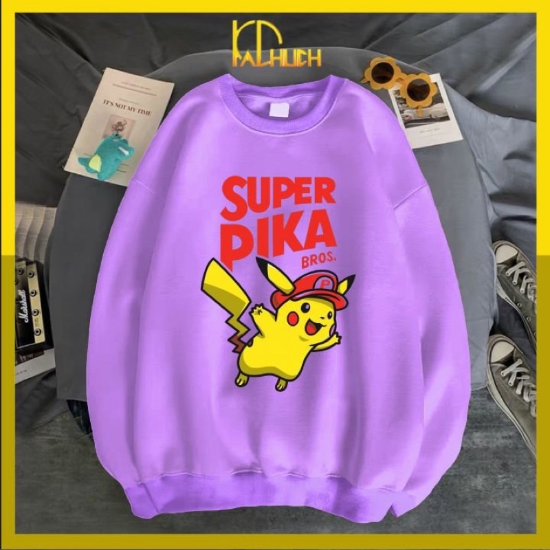 Áo sweater unisex in Super Pika dễ thương, form cho cả nam nữ vải nỉ mềm mịn