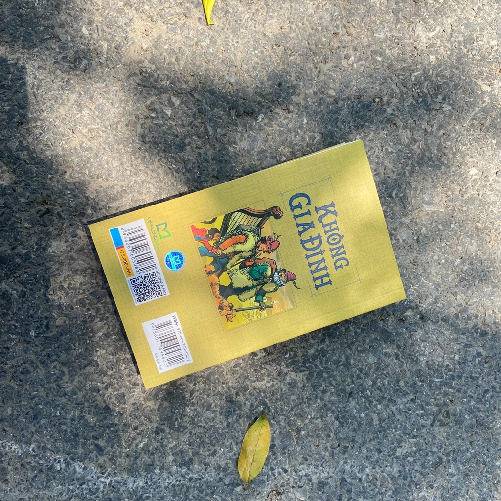 Sách: Không Gia Đình - Hector Malot