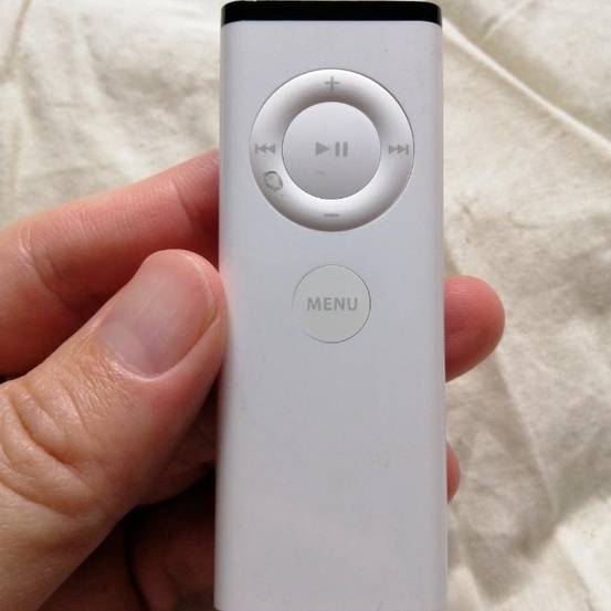 Điều khiển hồng ngoại Apple Remote Control dành cho Apple TV, Macbook giải trí và  trình chiếu PowerPoint