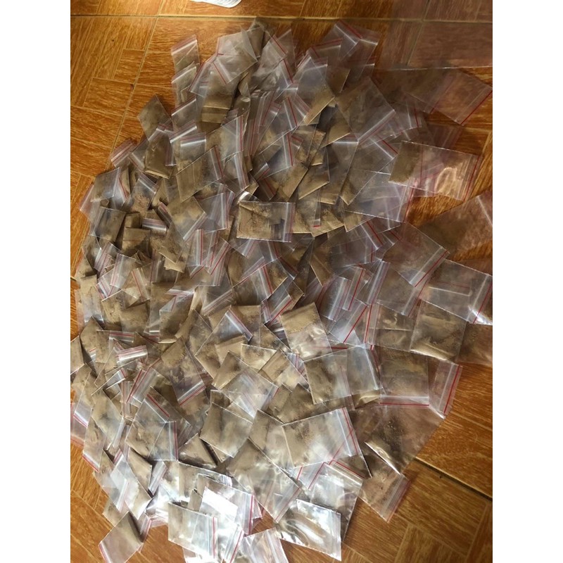 Bánh tráng phơi sương muối tôm nhuyễn