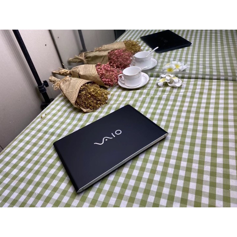 Laptop cao cấp Sony Vaio VJP111 Core i5-4200U, 4gb Ram, 128gb SSD, 11.6 inch Full HD IPS vỏ nhôm siêu mỏng nhẹ