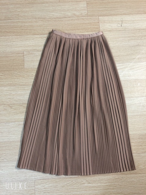 💋💋💋CHÂN VÁY XẾP LI DÁNG DÀI QCCC ☄️☄️BOM TẤN CHÂN VÁY QUỐC DÂN | BigBuy360 - bigbuy360.vn