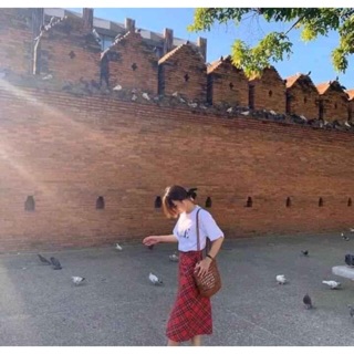 Set đỏ trắng
