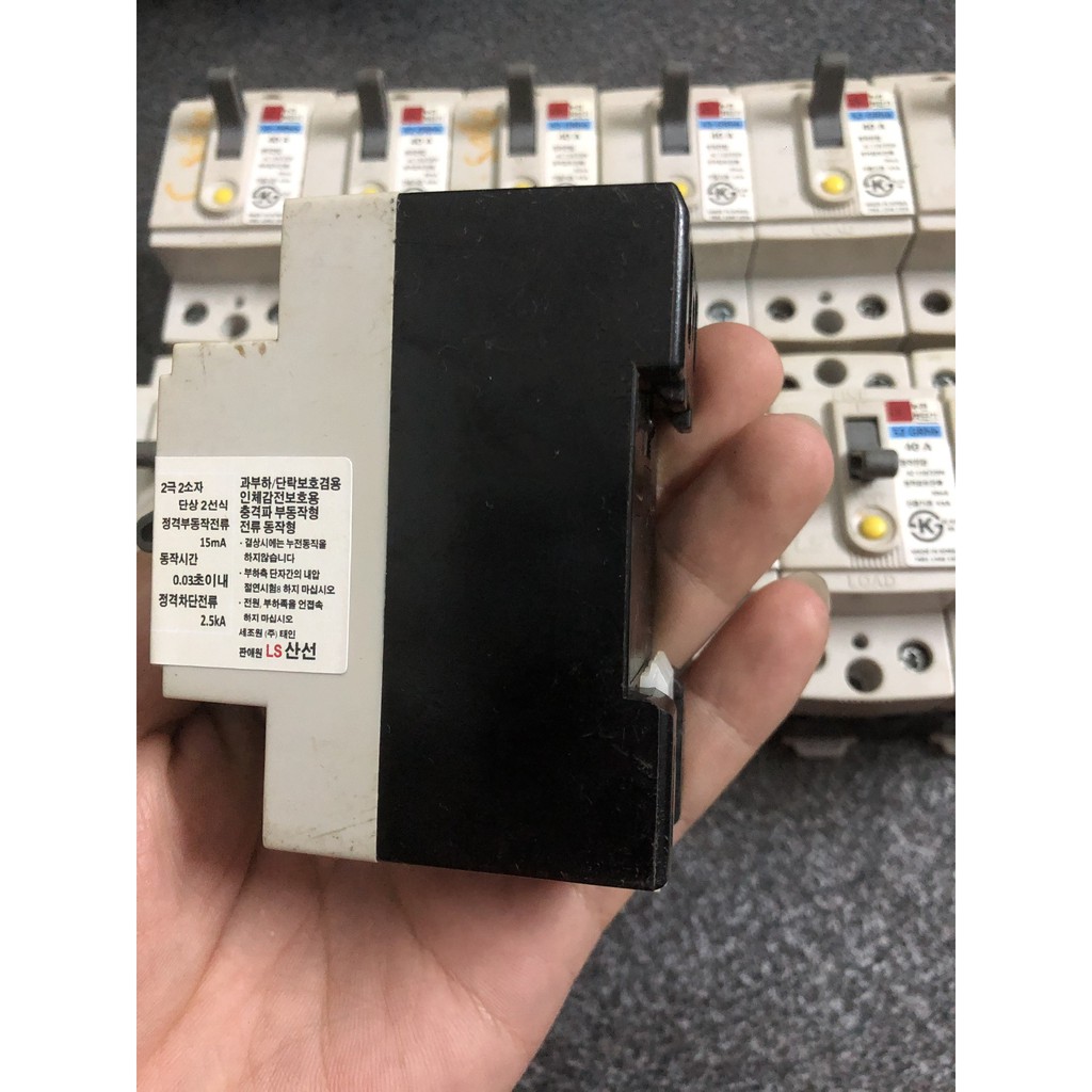 CB chống giật Aptomat chống giật Hàn Quốc 30-40A đế cài