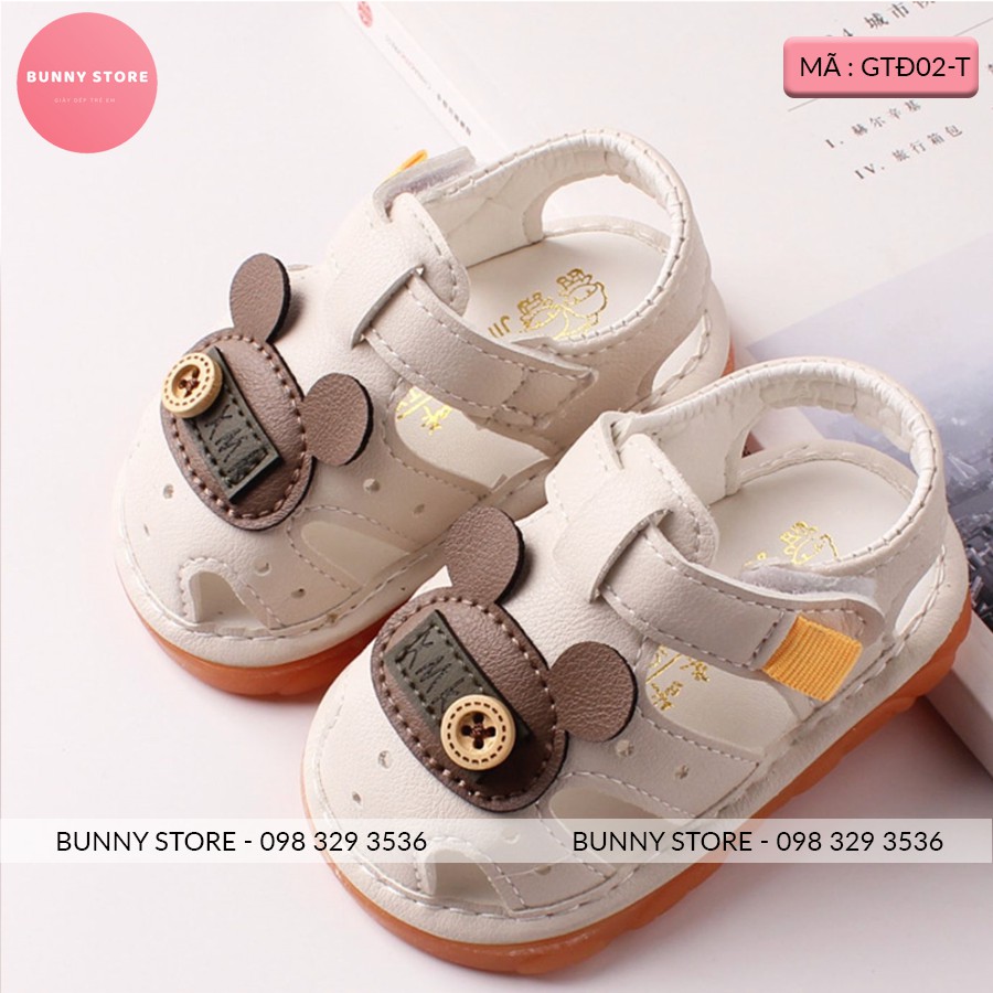 Dép tập đi cho bé hình gấu baby trắng dễ thương, giày đế mềm chống trượt có tiếng kêu BUNNY STORE
